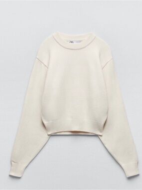 Zara Off-White Crewneck Pullover Sweater